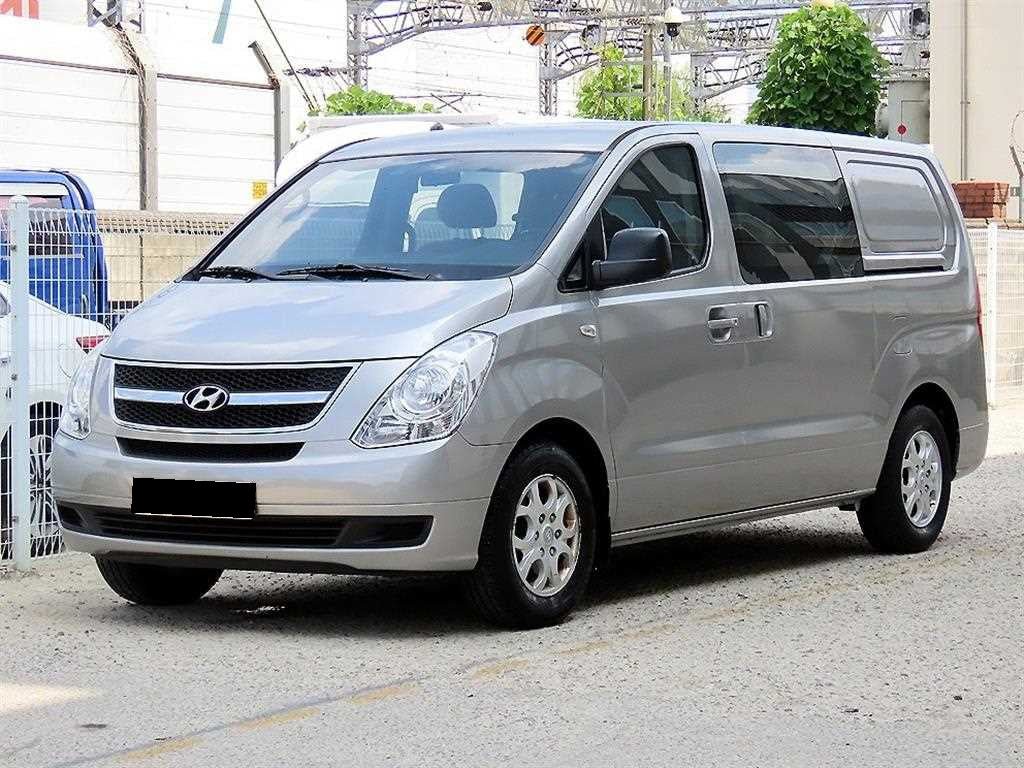 Hyundai Starex — photo 01