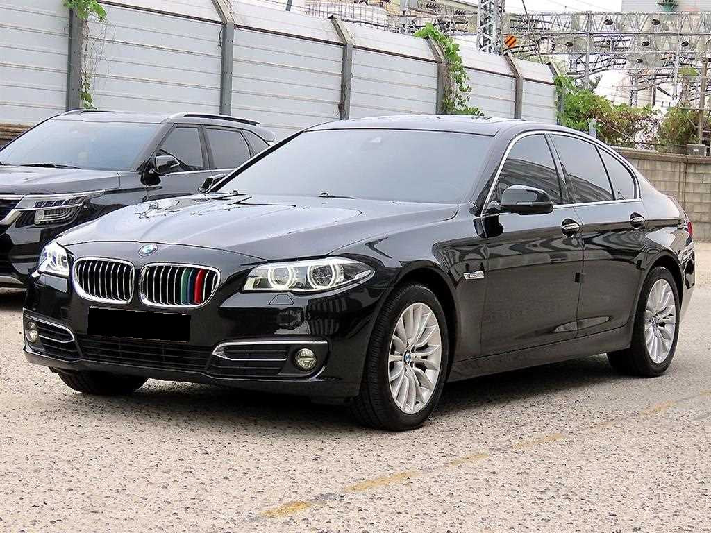 BMW 5-Series — photo 02