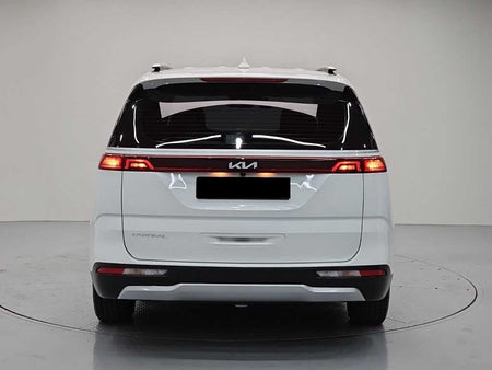 Kia Carnival — photo 03