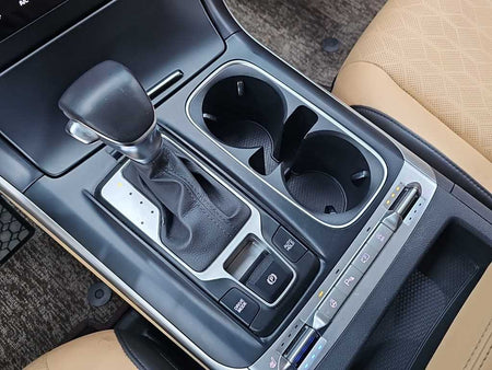Kia Carnival — photo 08