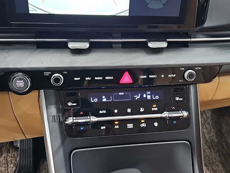 Kia Carnival — photo 10