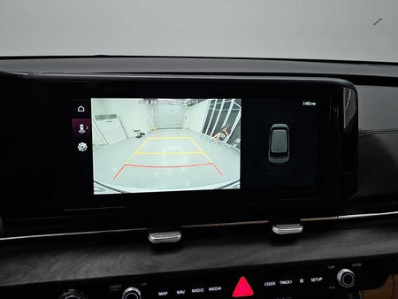 Kia Carnival — photo 16