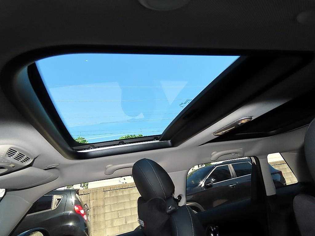 Mini Cooper — photo 16