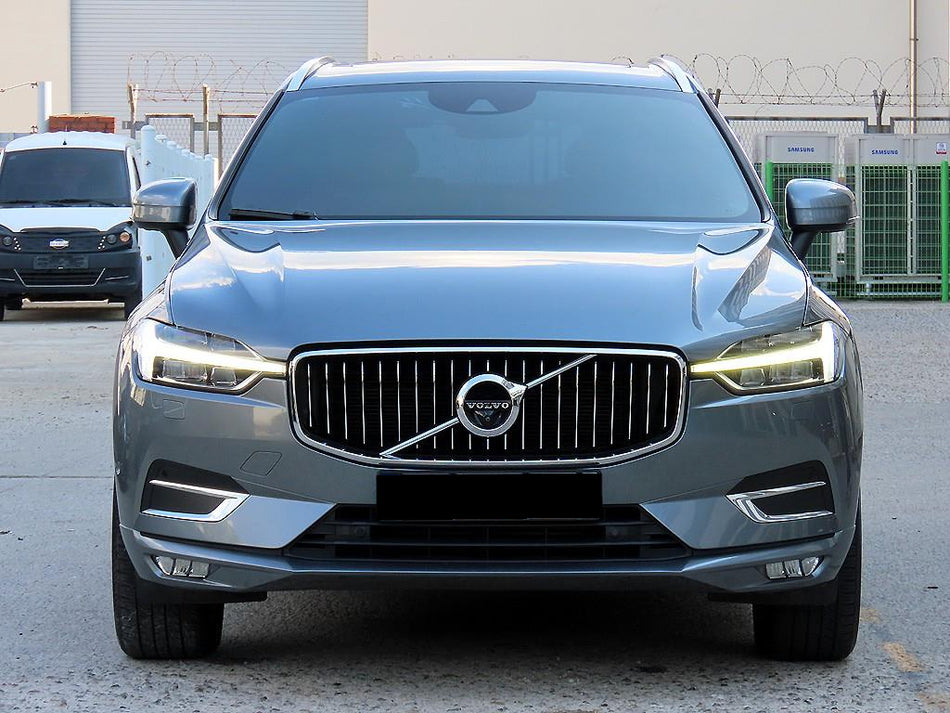 Volvo XC60 — photo 01