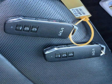 Kia Niro — photo 18