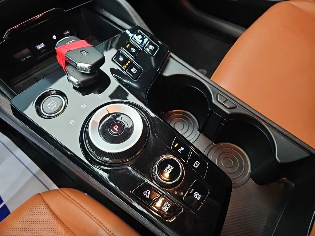 Kia Sportage — photo 08