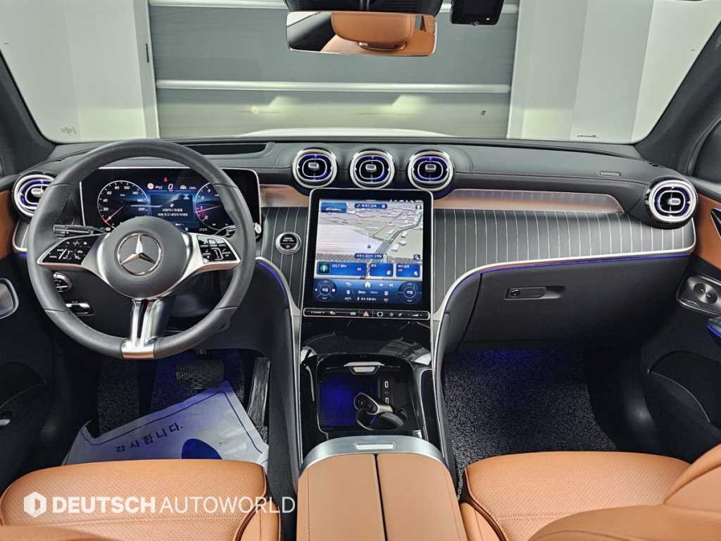 Mercedes-Benz GLC-Class — photo 07