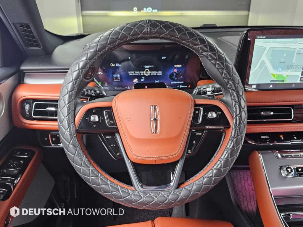 Lincoln Aviator — photo 13
