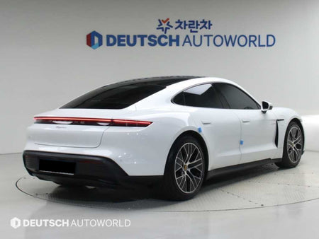 Porsche Taycan — photo 02