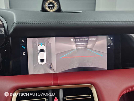 Porsche Taycan — photo 15