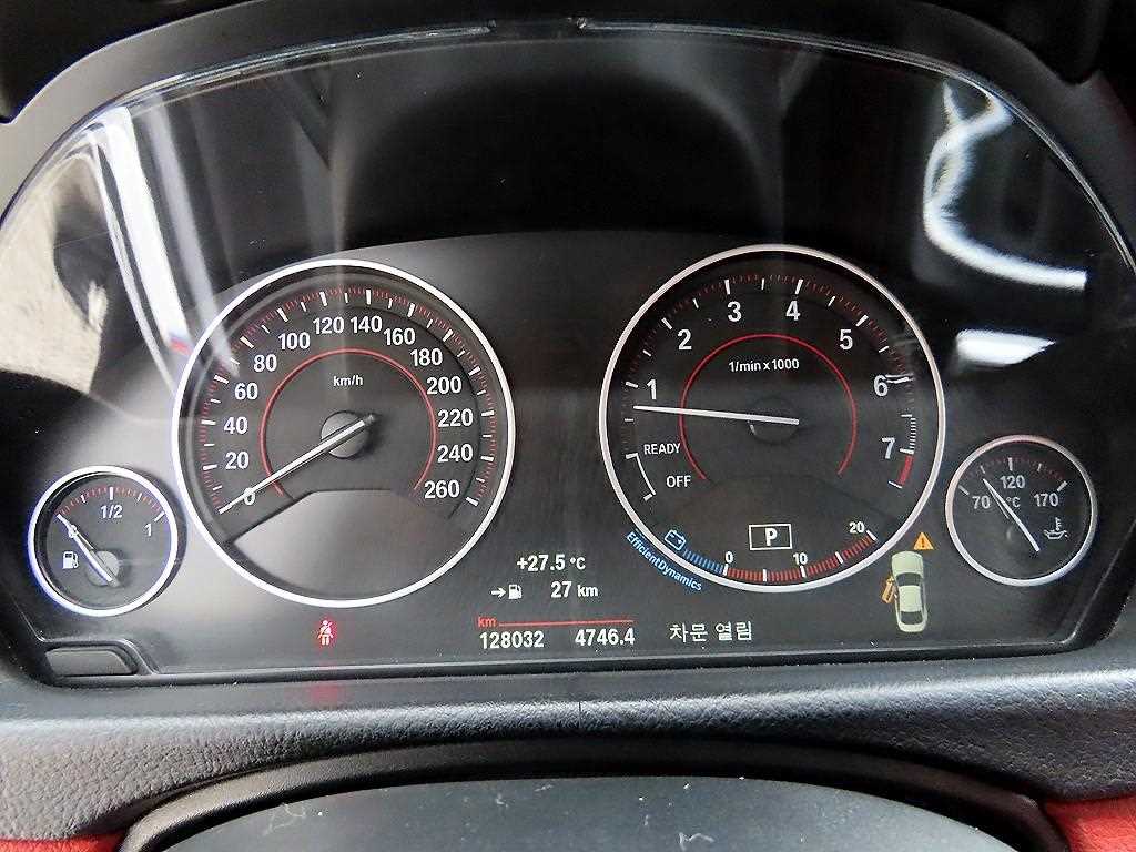 BMW 4-Series — photo 09