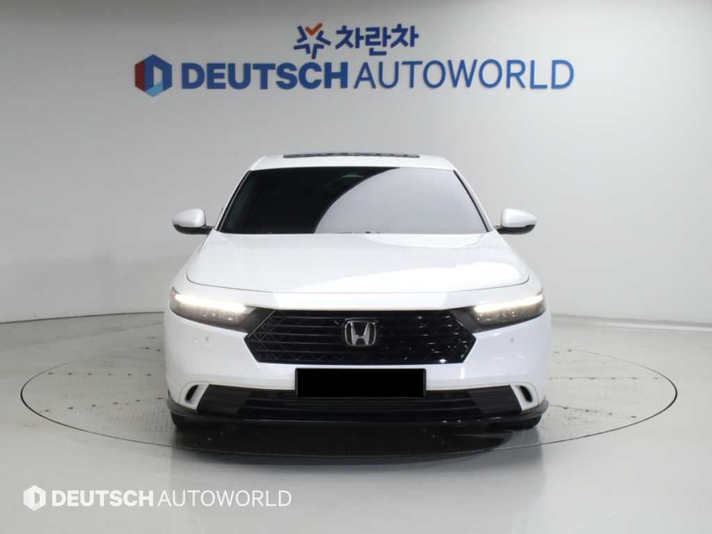 Honda Accord — photo 03