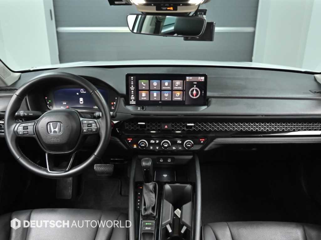 Honda Accord — photo 07