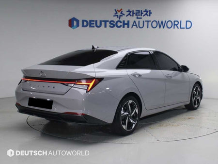 Hyundai Avante — photo 02