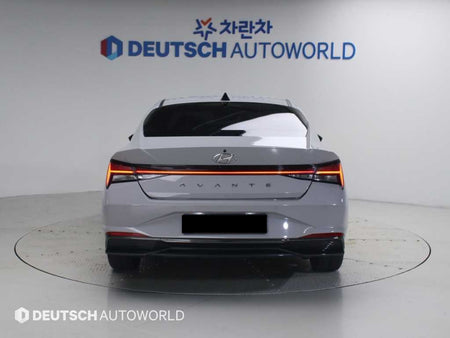 Hyundai Avante — photo 04