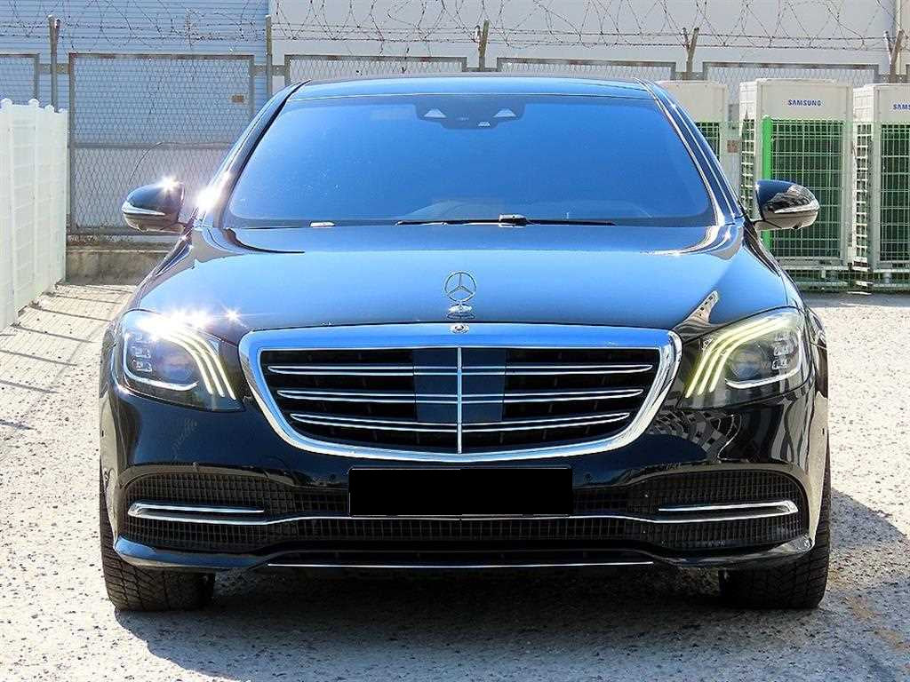 Mercedes-Benz S-Class — photo 01