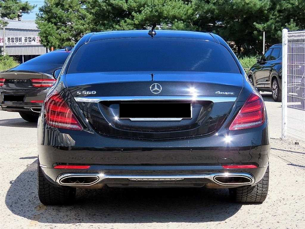 Mercedes-Benz S-Class — photo 04