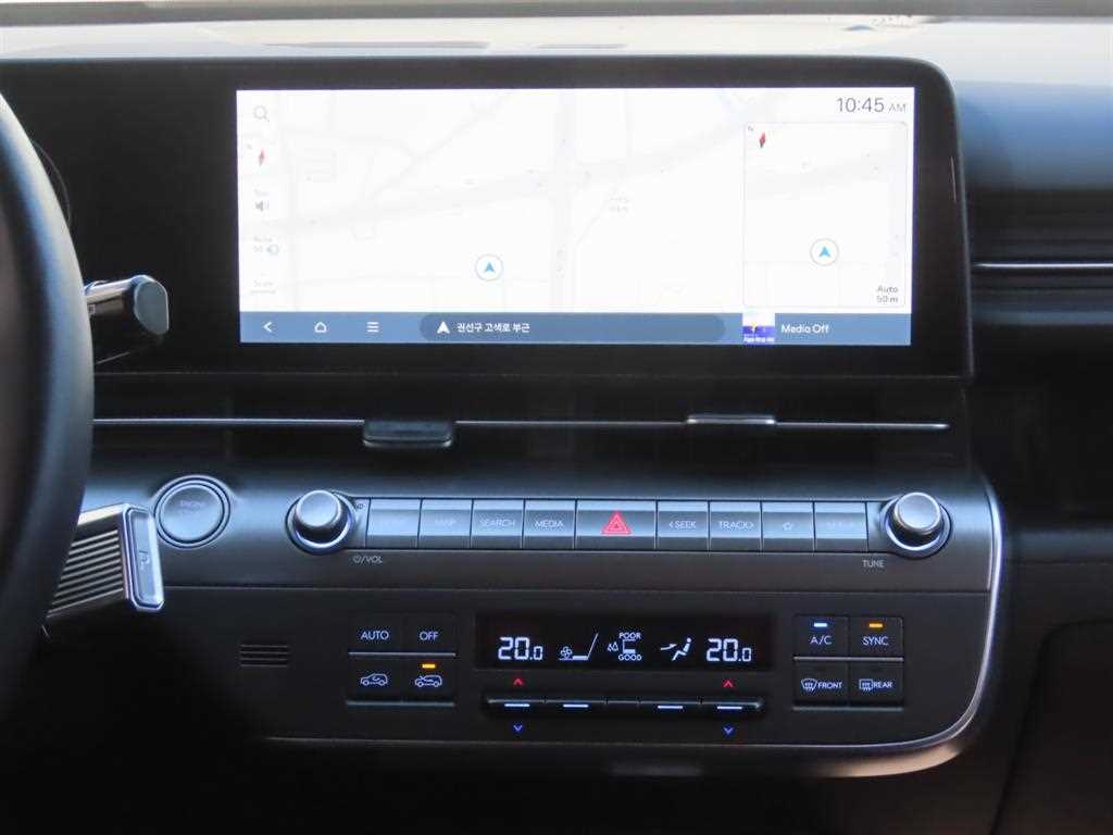 Hyundai Kona — photo 13