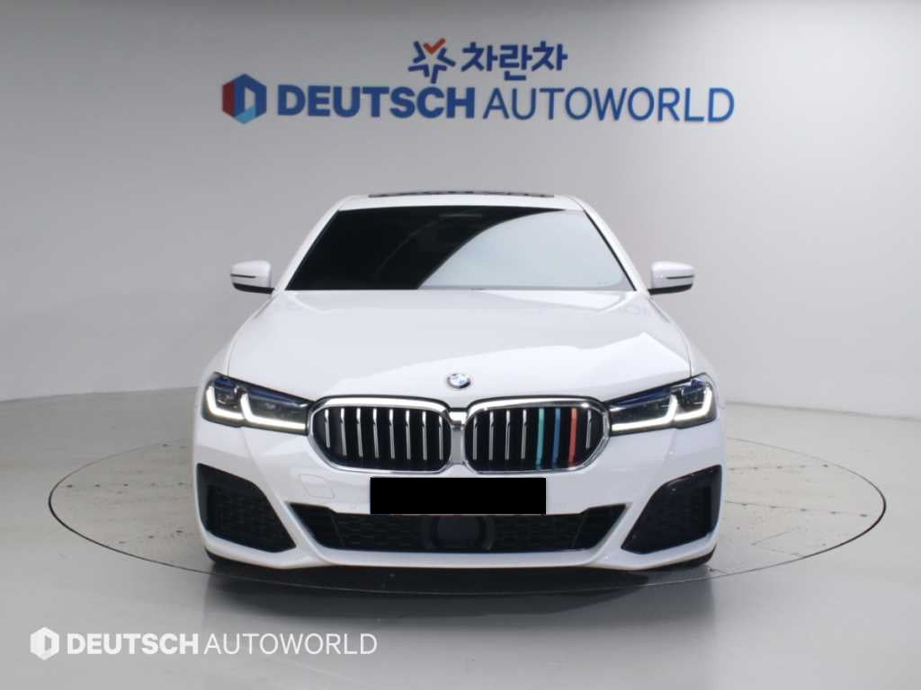 BMW 5-Series — photo 03