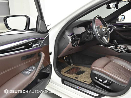 BMW 5-Series — photo 11