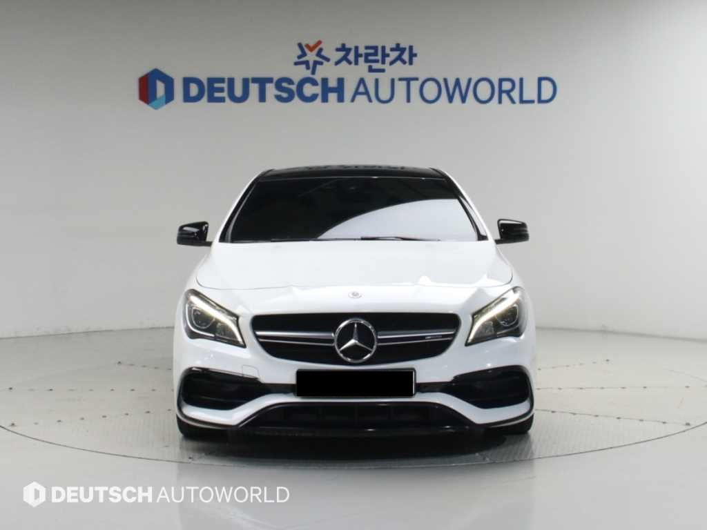 Mercedes-Benz CLA-Class — photo 03