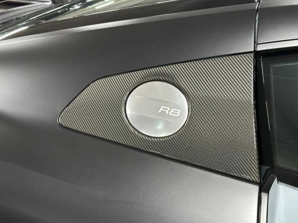 Audi R8 — photo 10