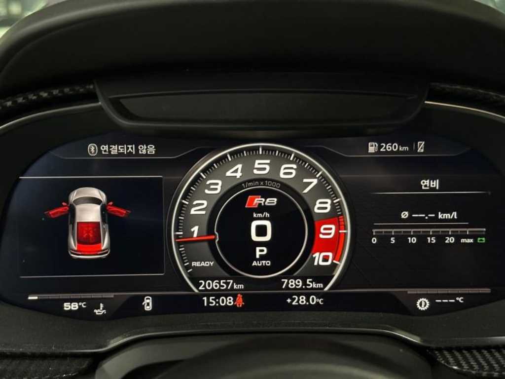 Audi R8 — photo 12