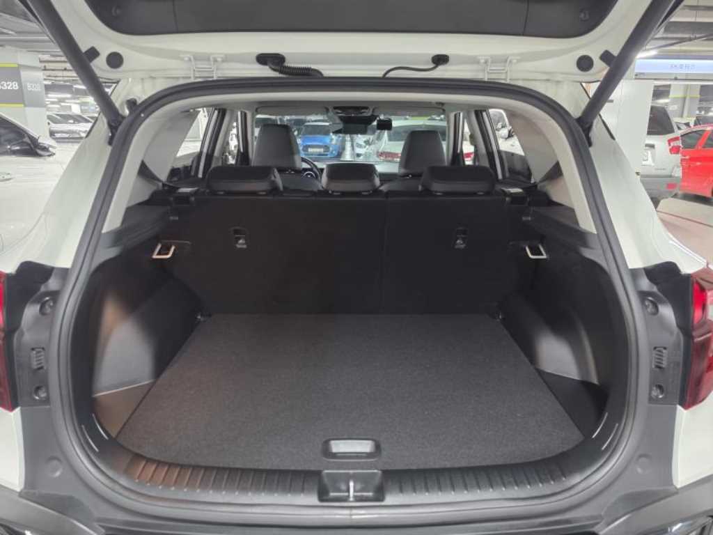 Kia Seltos — photo 11