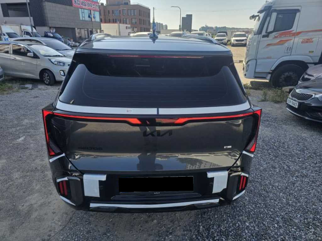 Kia Seltos — photo 03