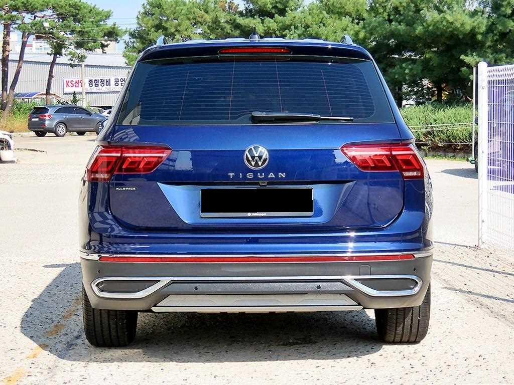 Volkswagen Tiguan — photo 04