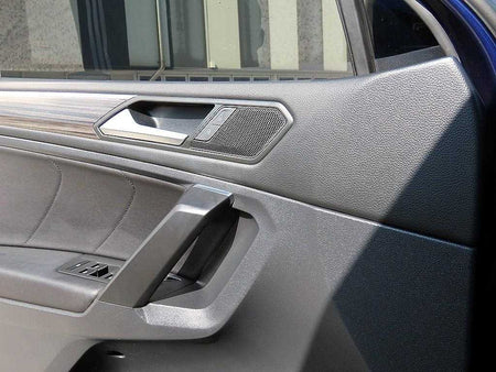Volkswagen Tiguan — photo 12