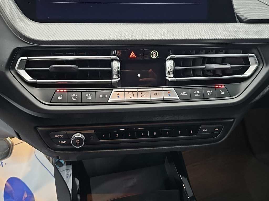 BMW 2-Series — photo 10