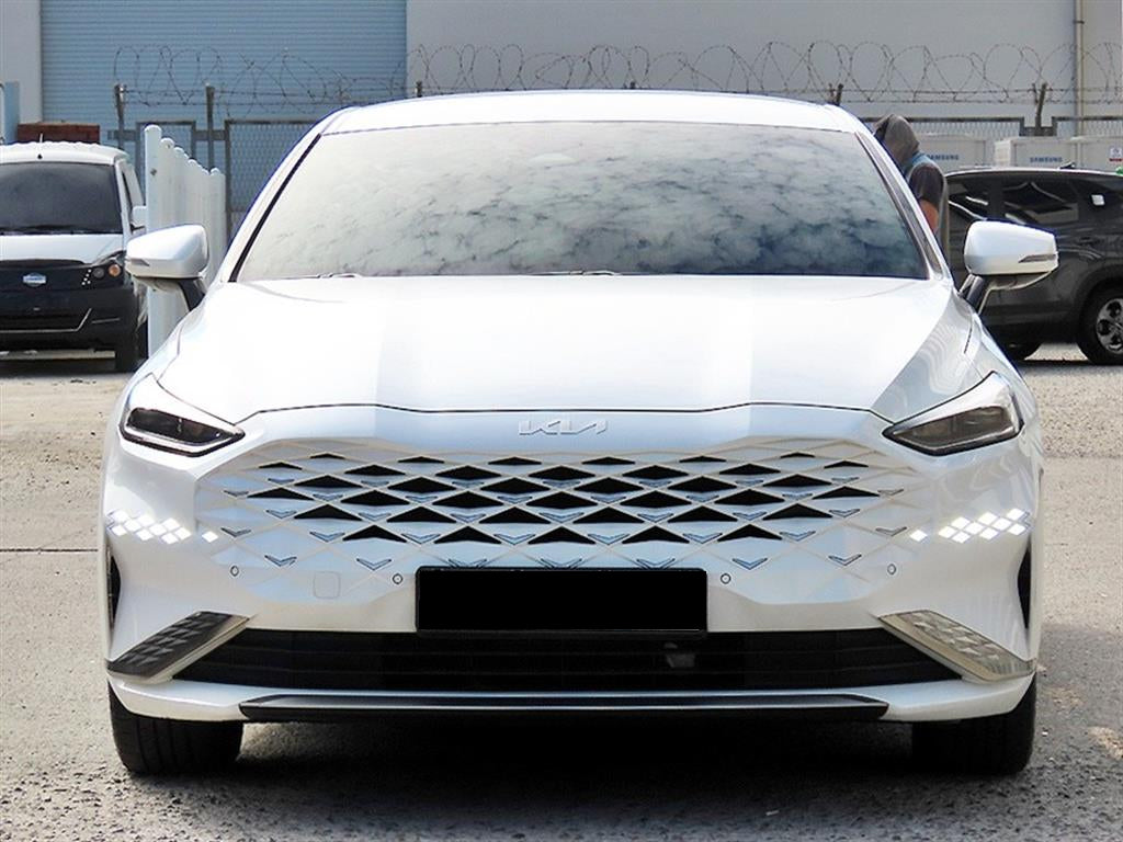 Kia K8 — photo 01