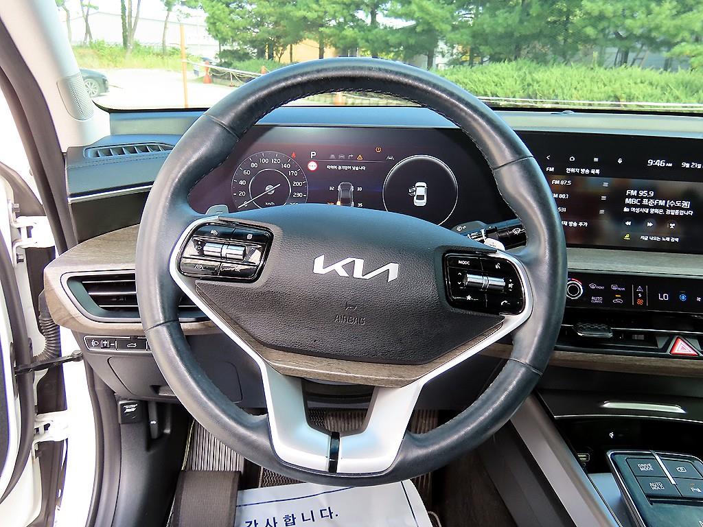 Kia K8 — photo 08