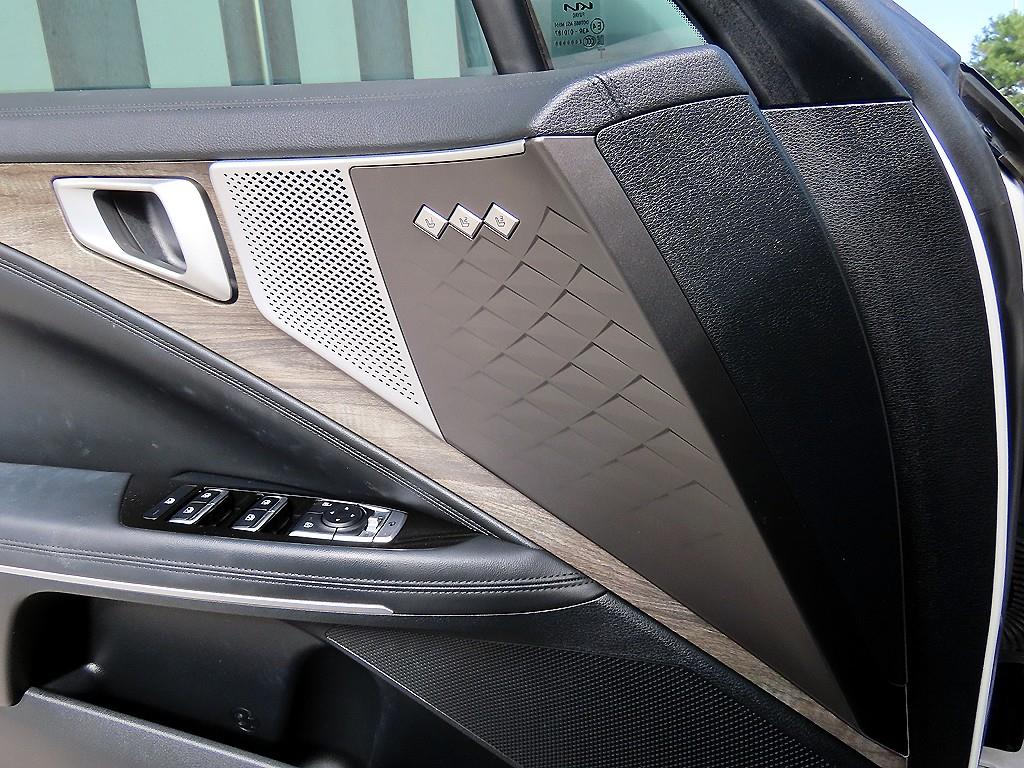 Kia K8 — photo 11