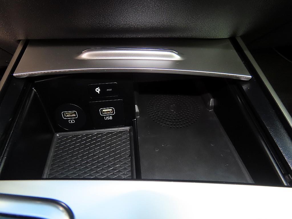Kia K8 — photo 15