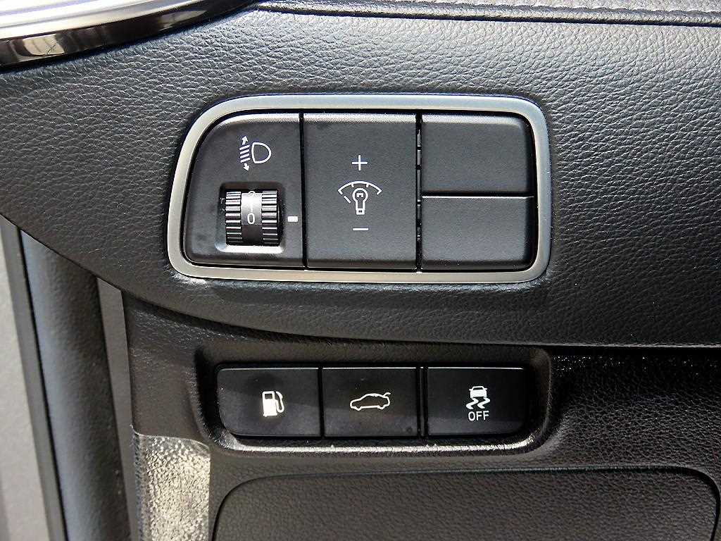 Hyundai Grandeur — photo 12
