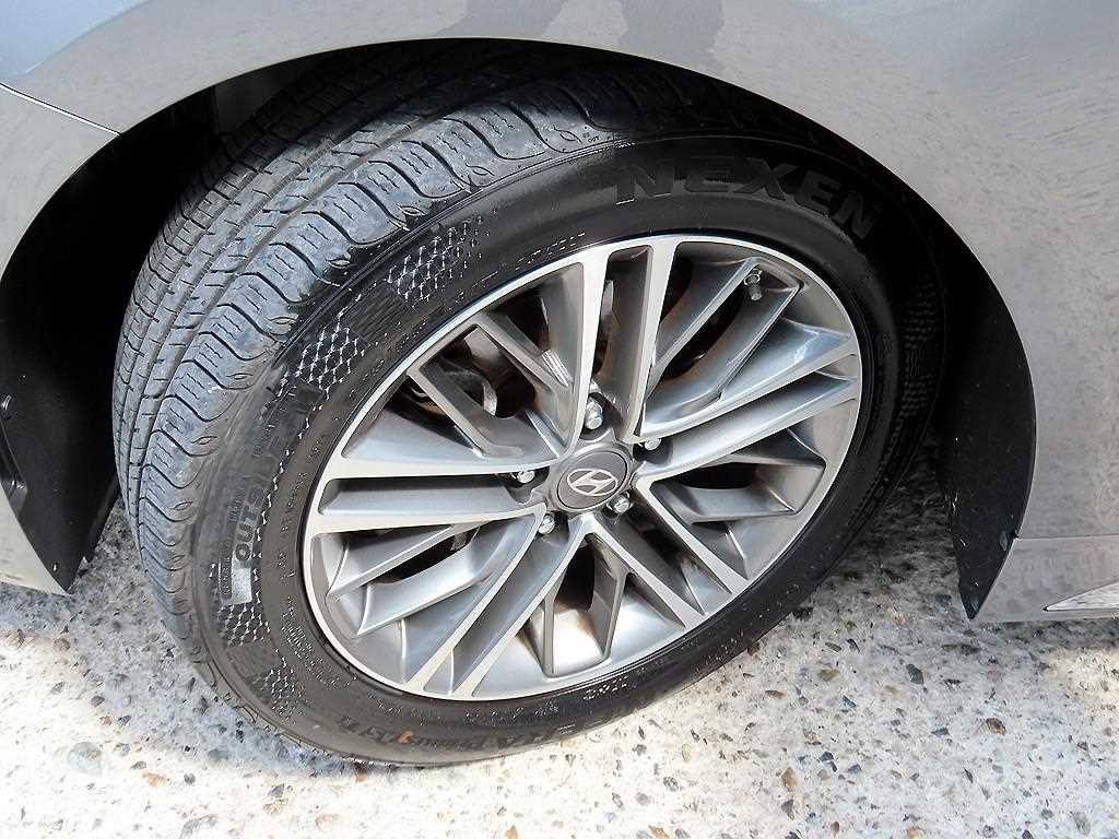 Hyundai Grandeur — photo 20