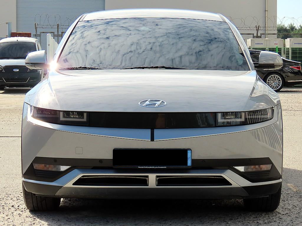 Hyundai Ioniq5 — photo 01