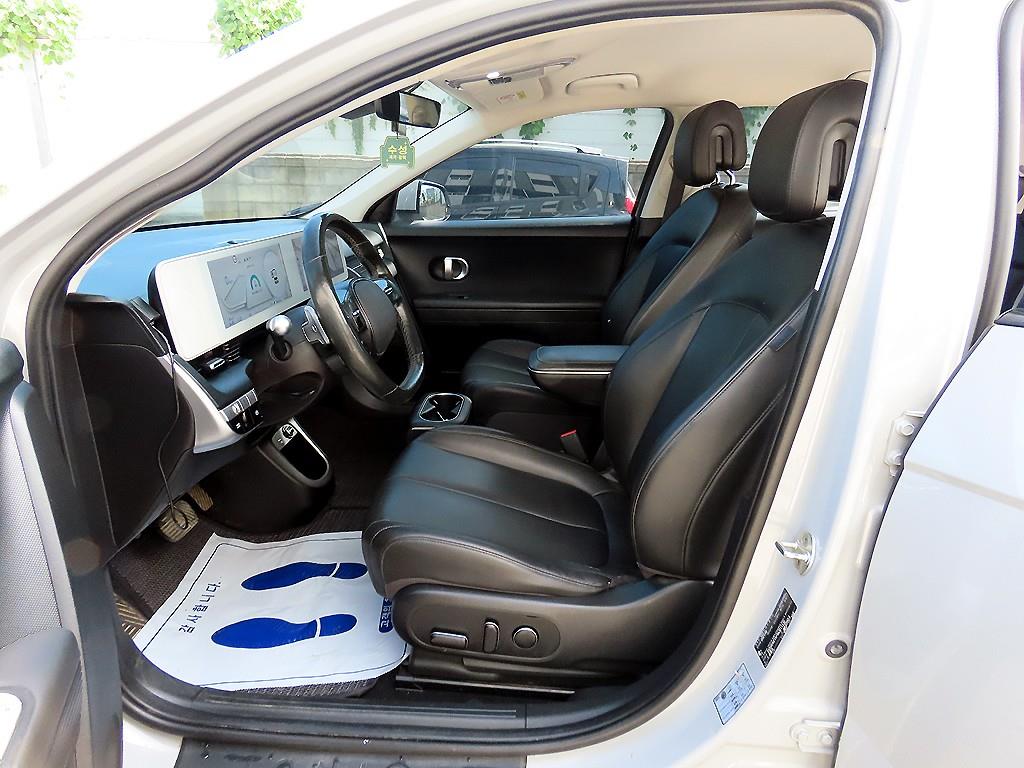 Hyundai Ioniq5 — photo 05
