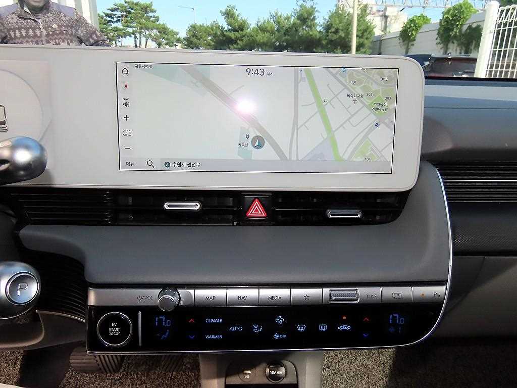 Hyundai Ioniq5 — photo 13