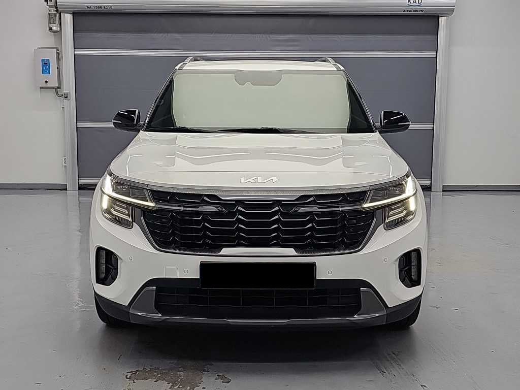 Kia Seltos — photo 02