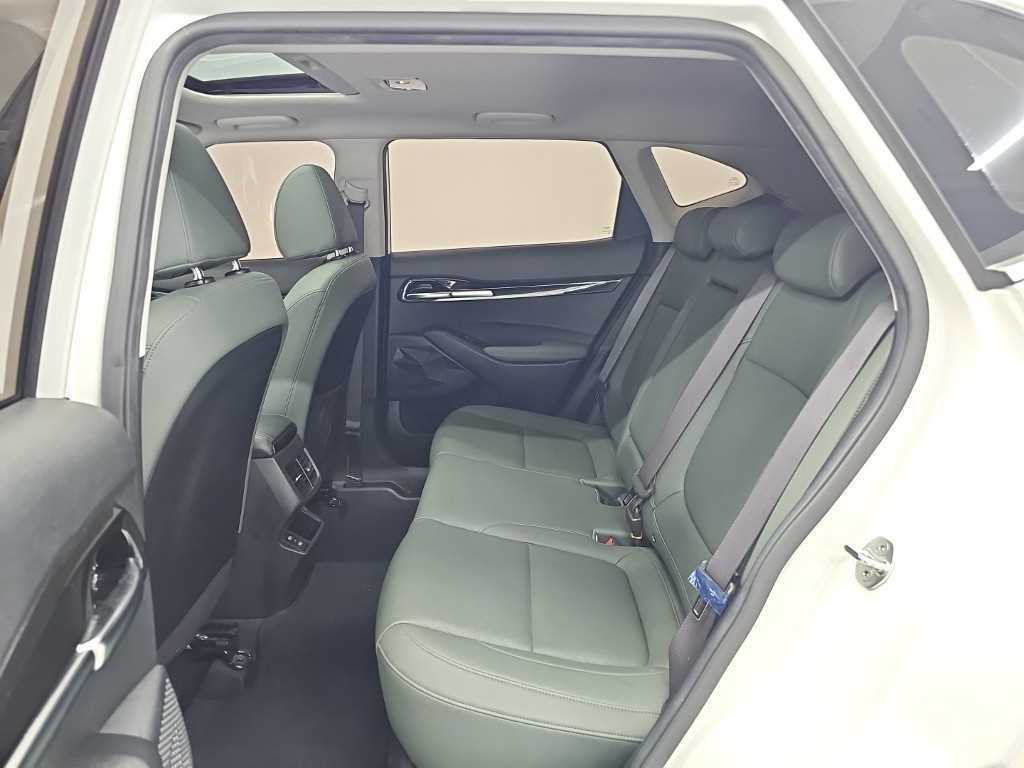 Kia Seltos — photo 12