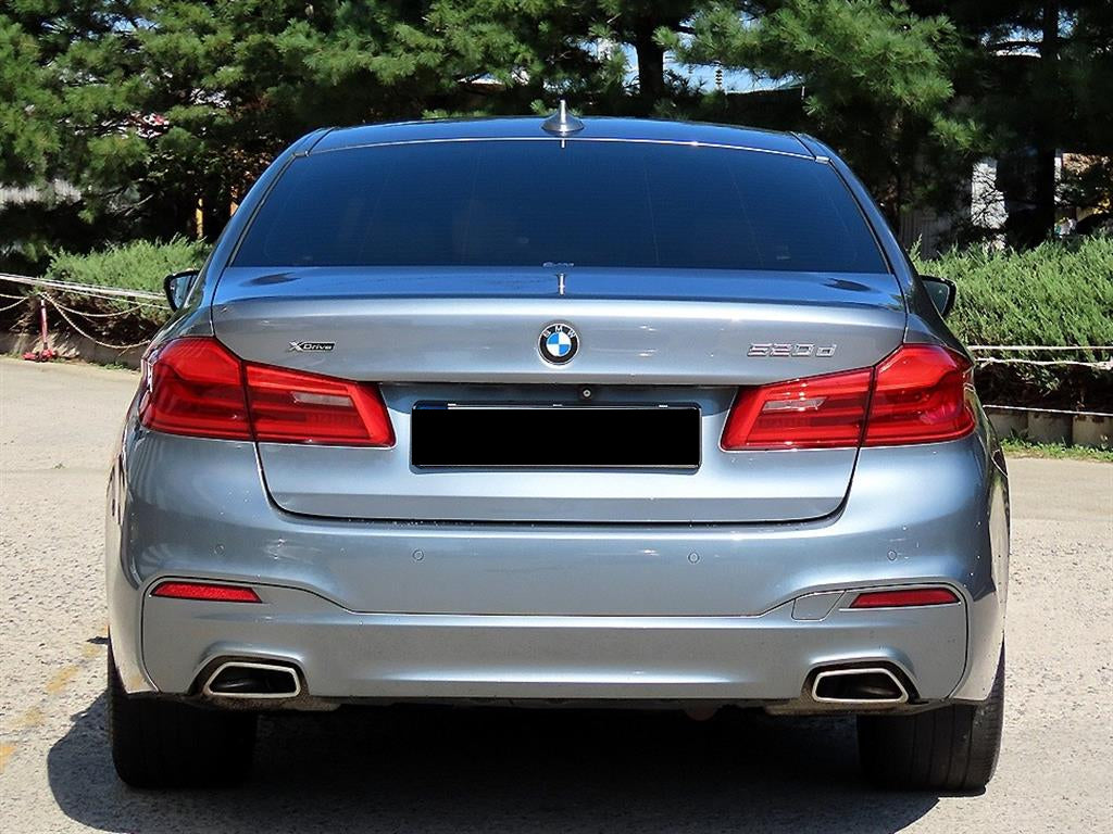 BMW 5-Series — photo 04