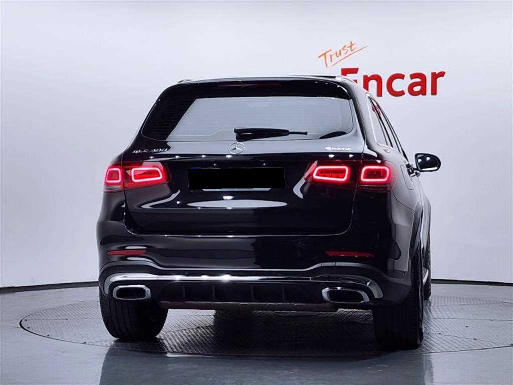 Mercedes-Benz GLC-Class — photo 04