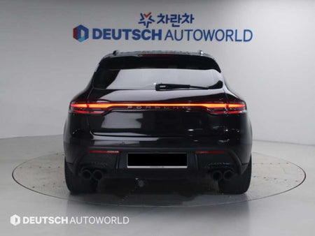 Porsche Macan — photo 04