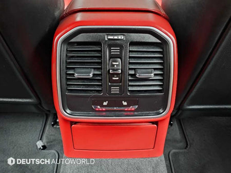Porsche Macan — photo 16
