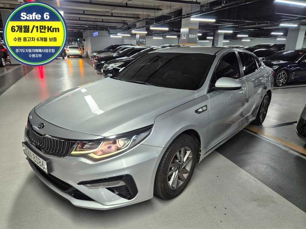 Kia K5 — photo 01