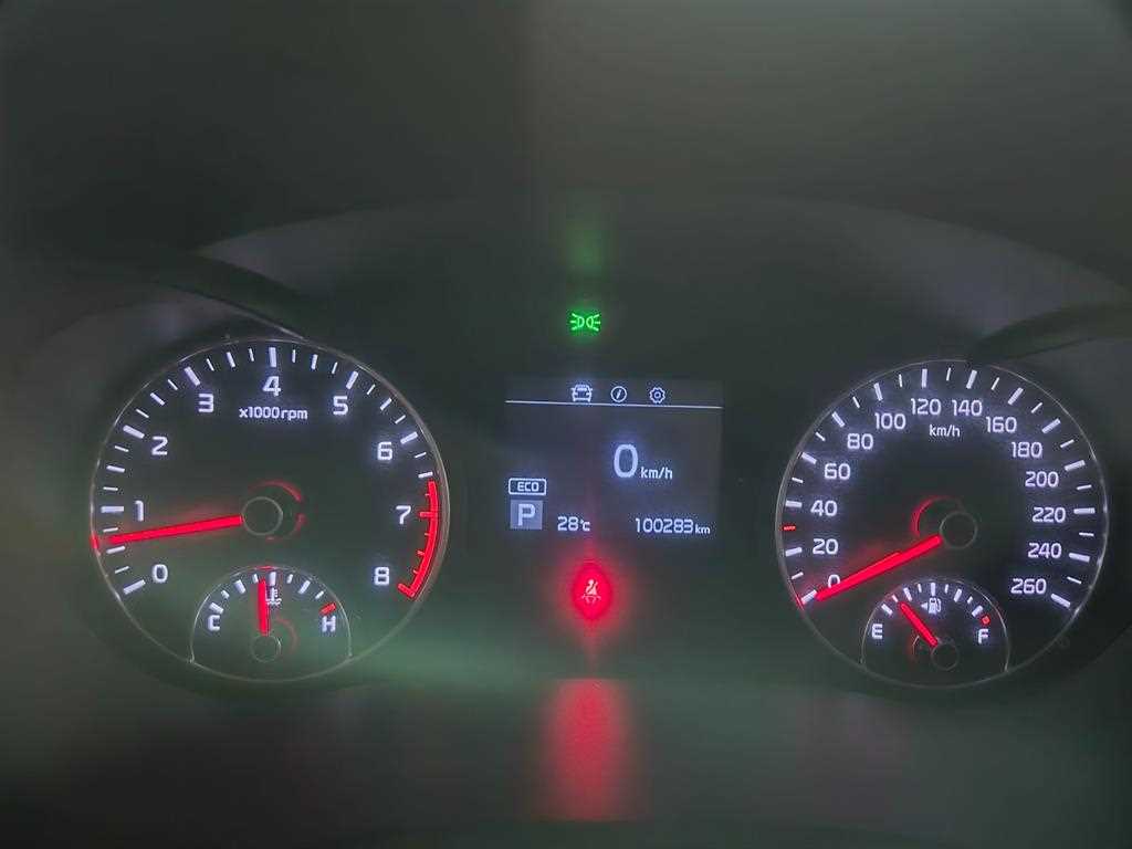 Kia K5 — photo 06