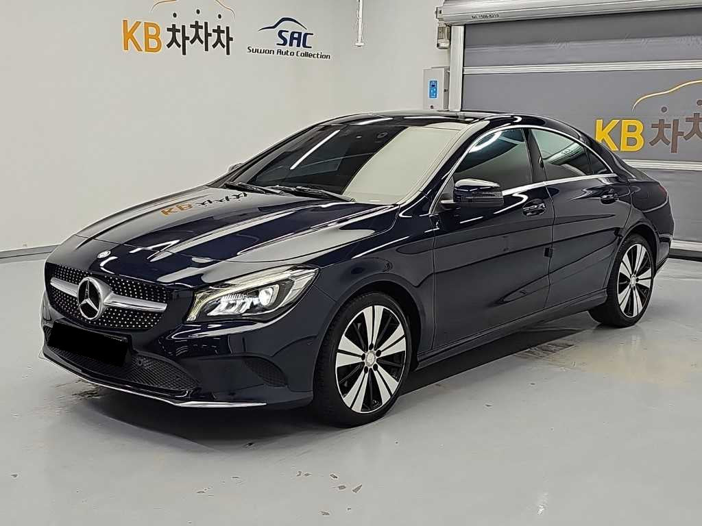 Mercedes-Benz CLA-Class — photo 01